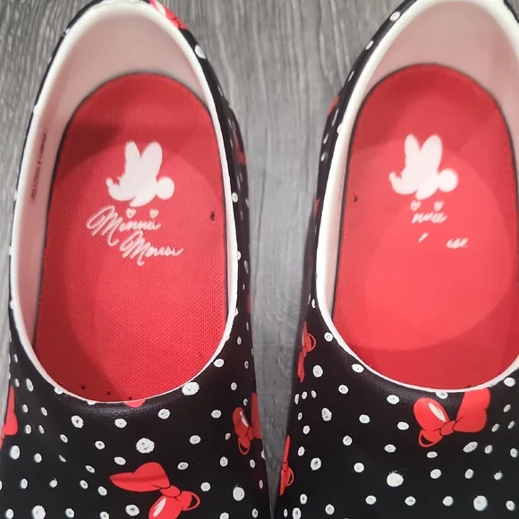 CROCS Black and Red Polka Dot Mules - Picture 3 of 5